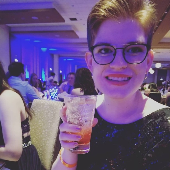 Meet the Posher - Picture 1 of 1